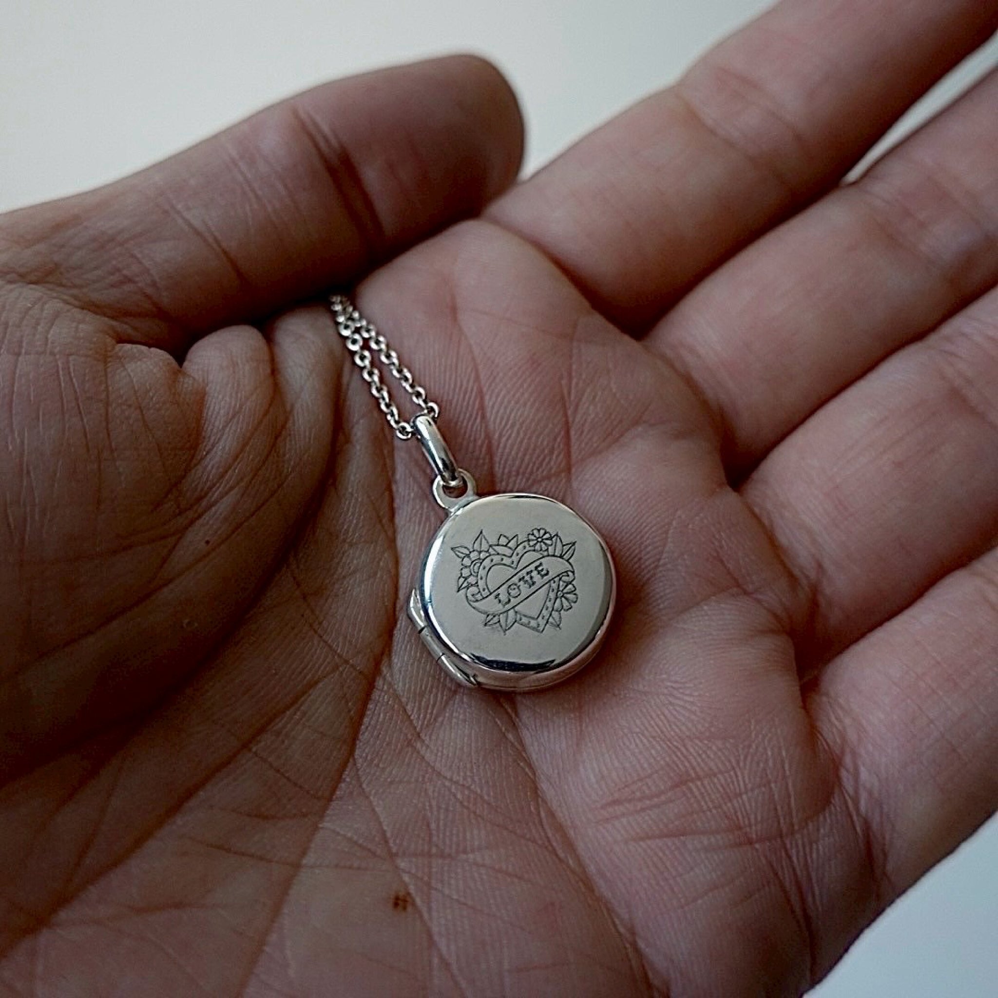 Silver925 ミニサークルロケットペンダント