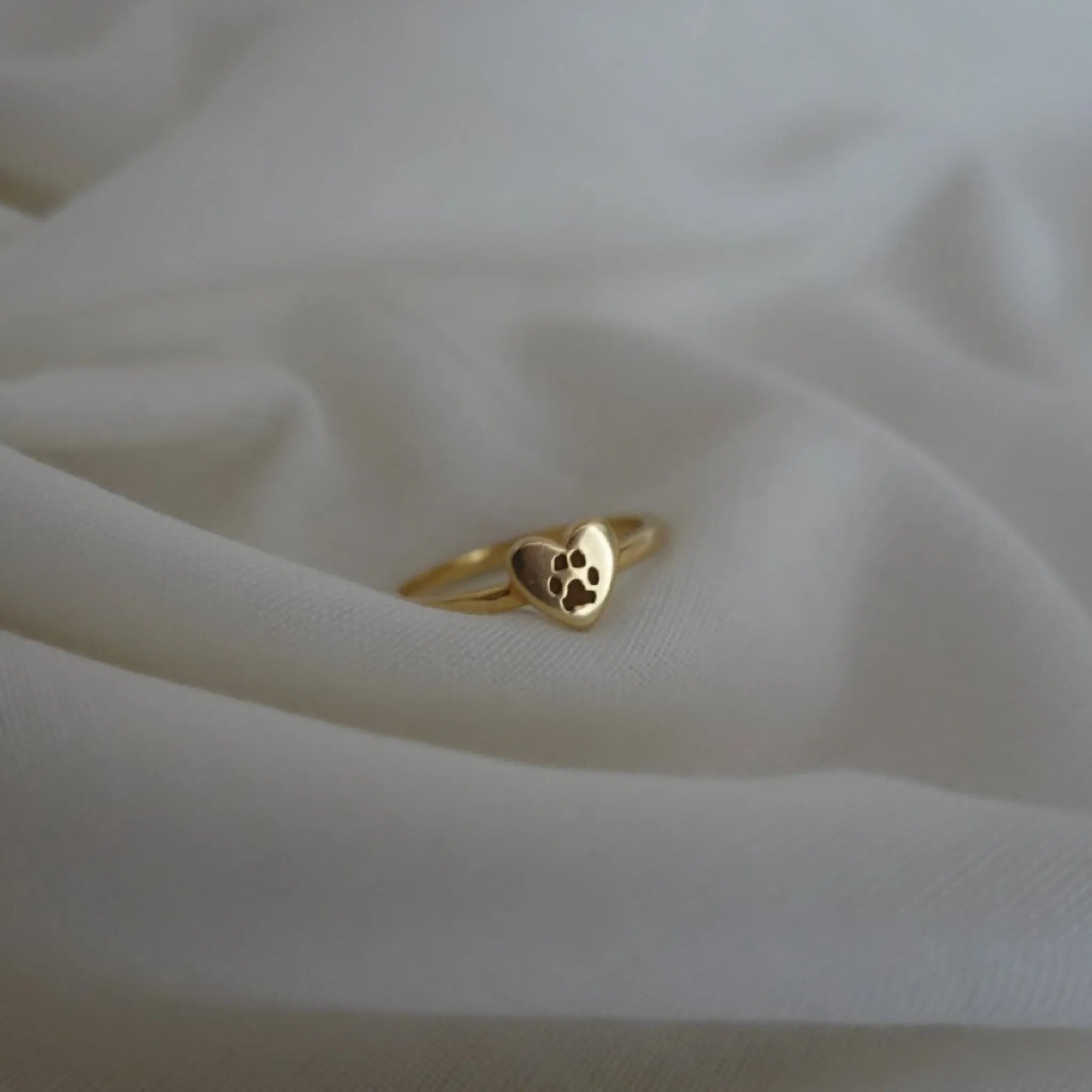刻印アクセサリー | EMBRACE| K18,K10 刻印 "HEAER RING"