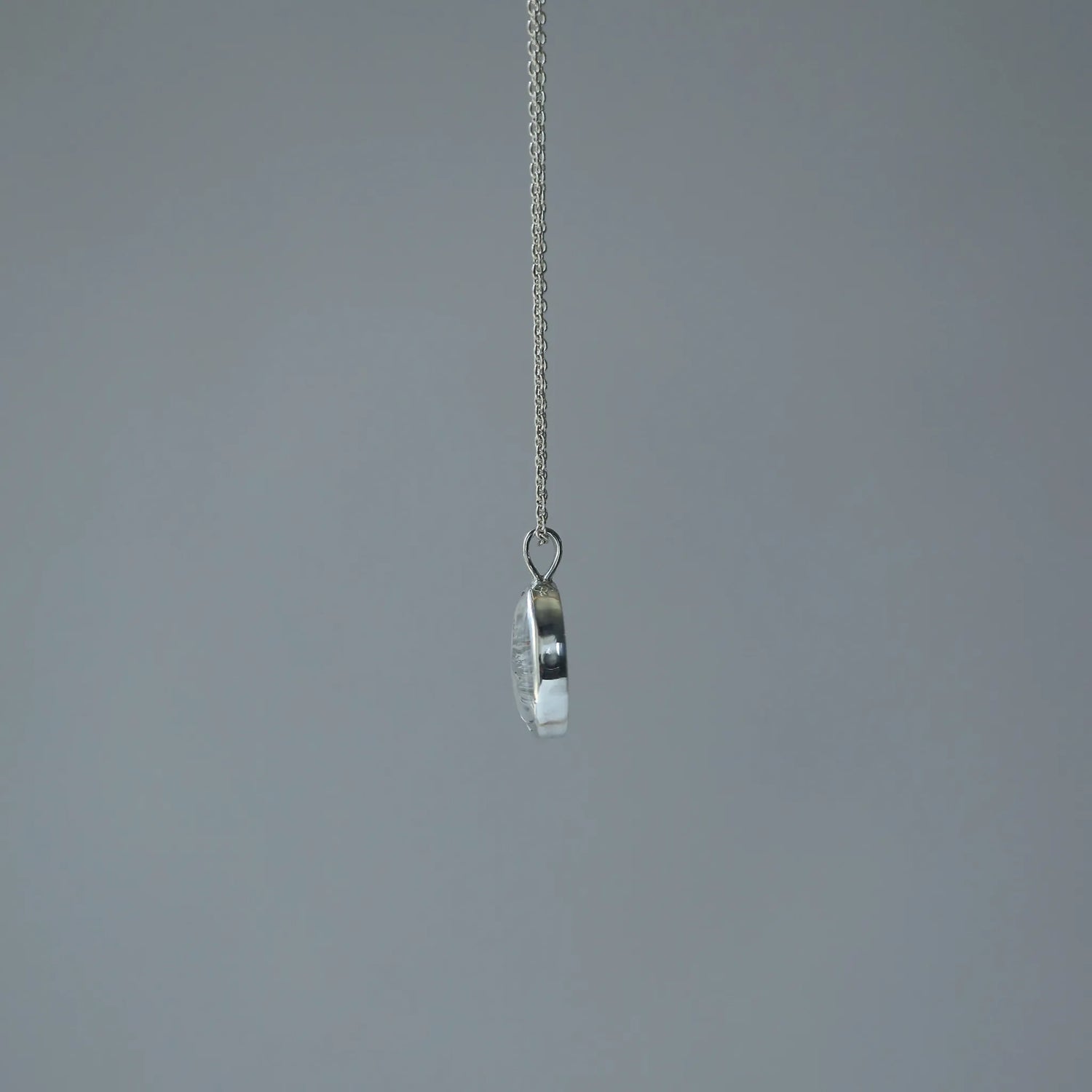 Fragment pendant