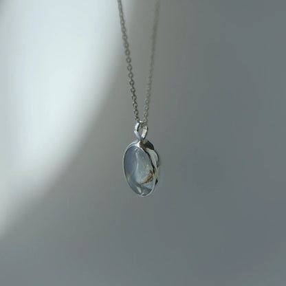 Fragment pendant