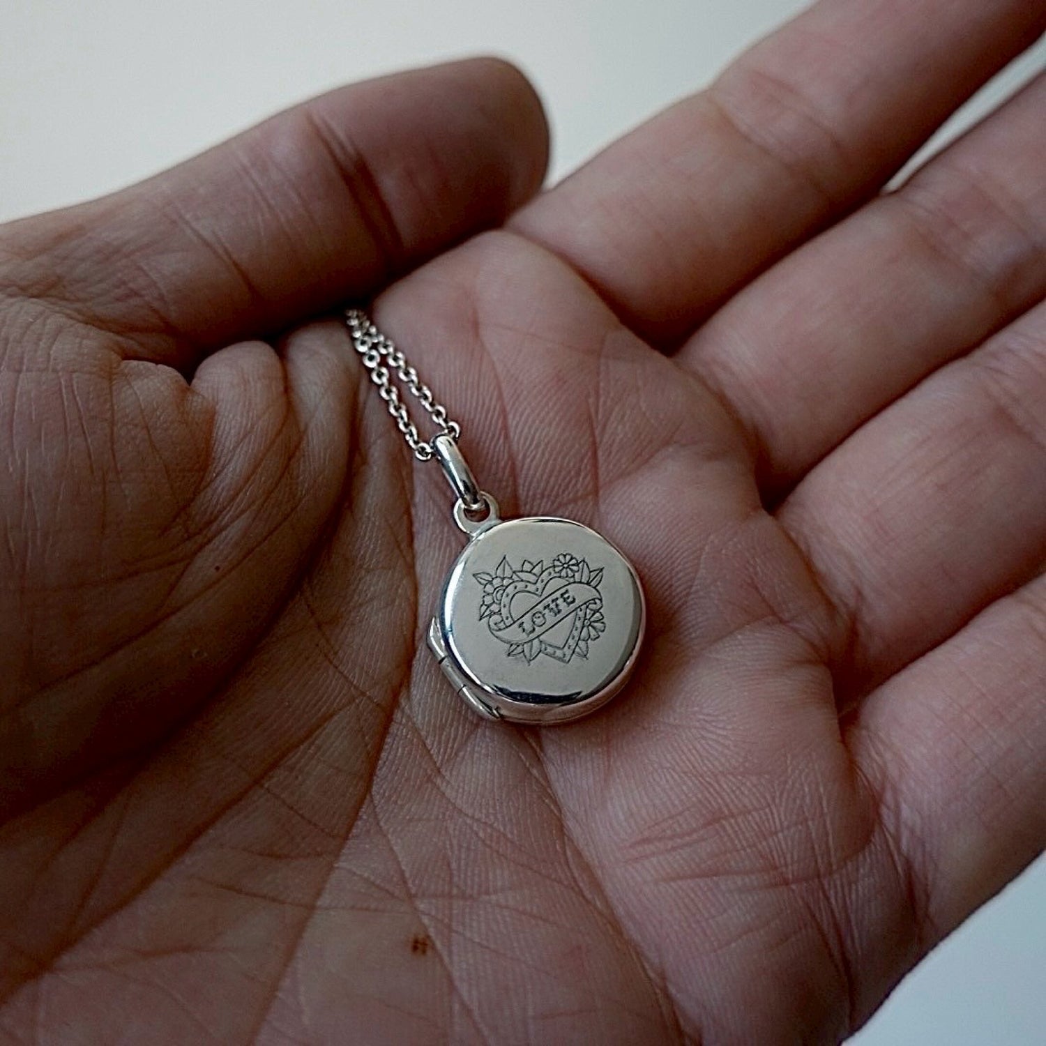 Silver925 ミニサークルロケットペンダント